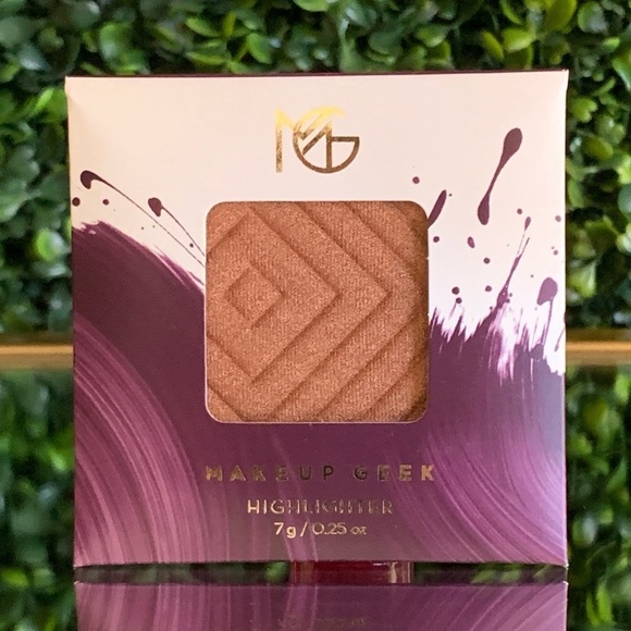 Makeup Geek IGNITE Highlighter | NEW | Golden Bronze | MG MUG | Discontinued - Picture 1 of 11